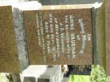 image of grave number 679028